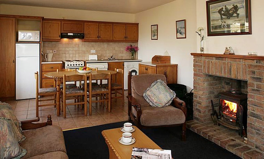 Image 3: Co. Clare: Up to 7-Night Cottage Stay