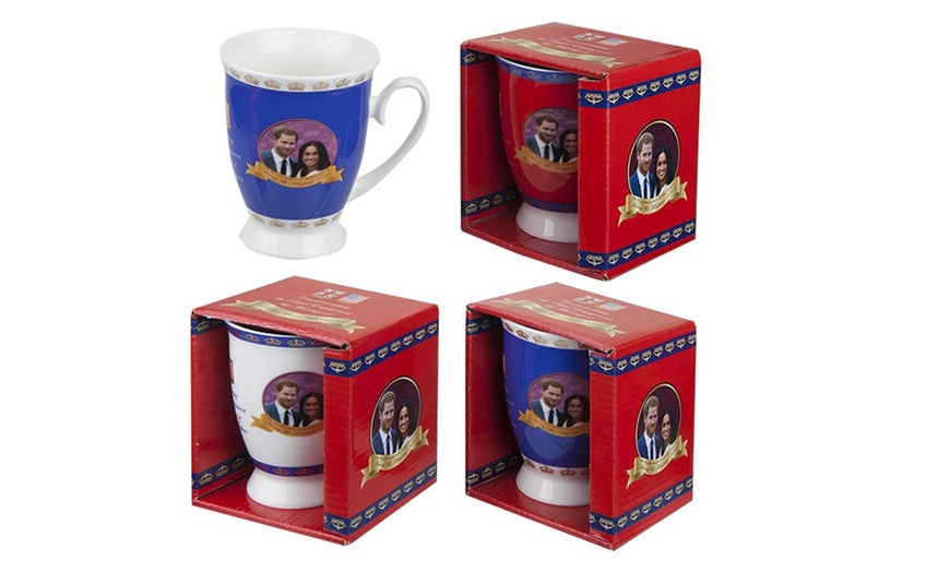 Image 4: Royal Wedding Mugs