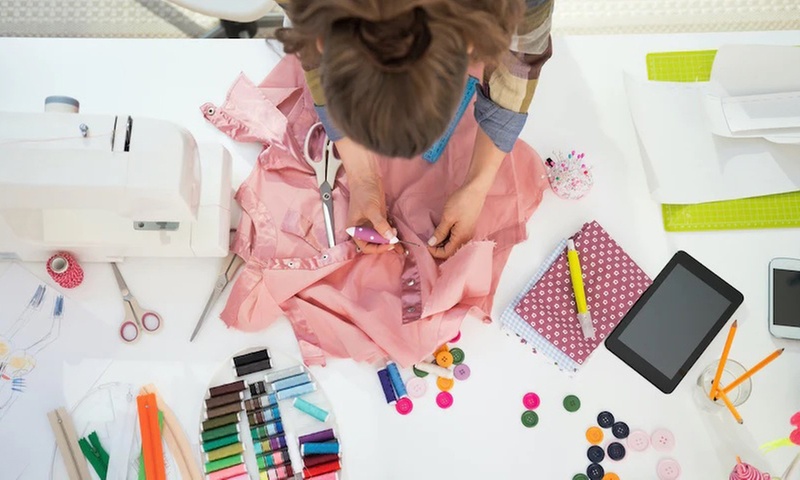 Cours de couture en ligne avec International Open Academy