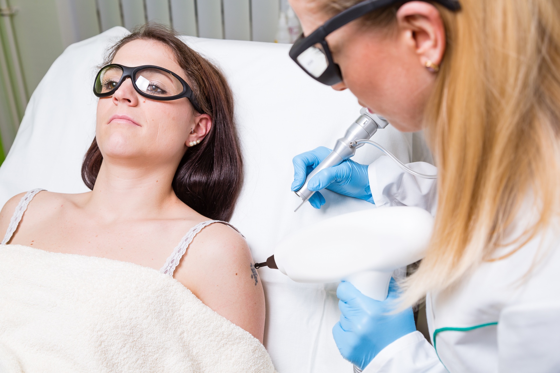 Laser Tattoo Removal Sessions for All Sizes