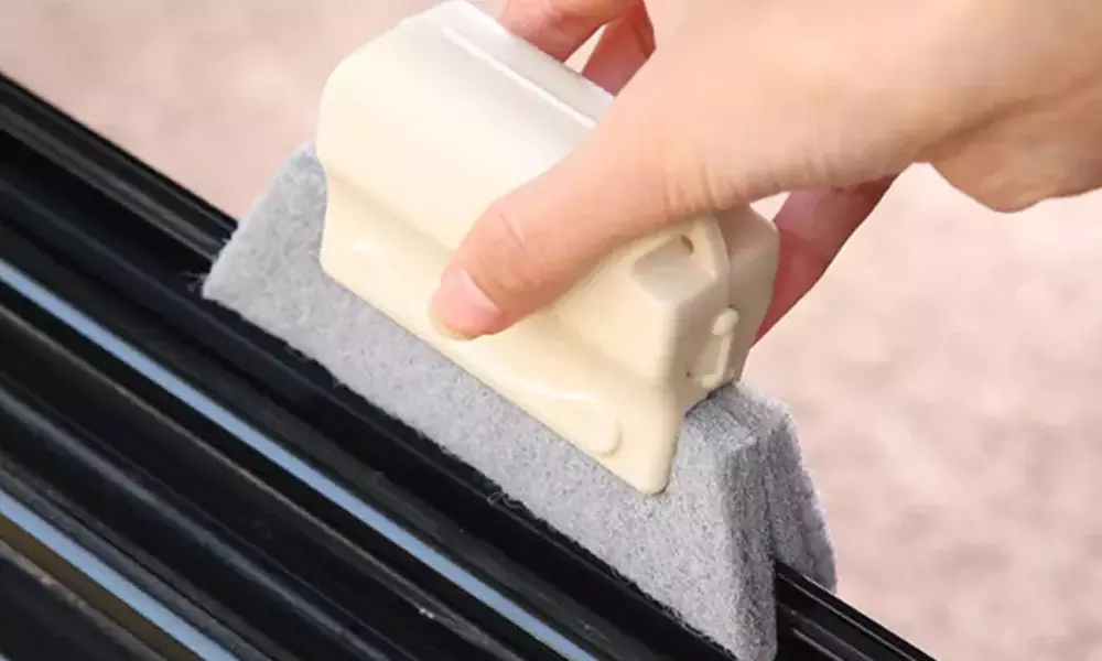 Spazzola per la pulizia dei vetri