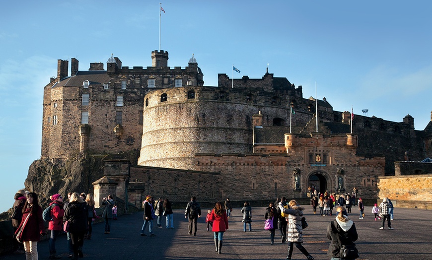 Image 1: Edinburgh Castle Walking Tour