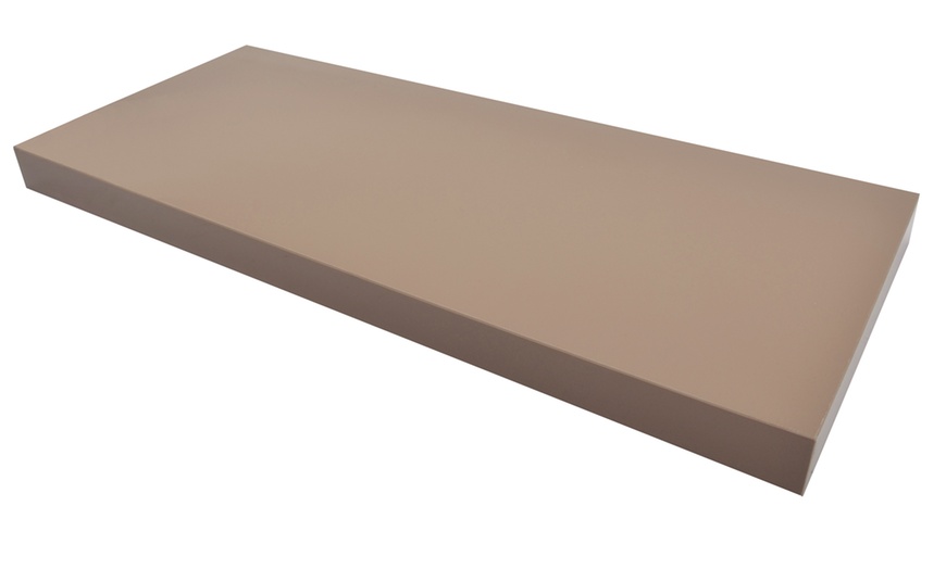 Image 2: Floating Shelves Three-Pack