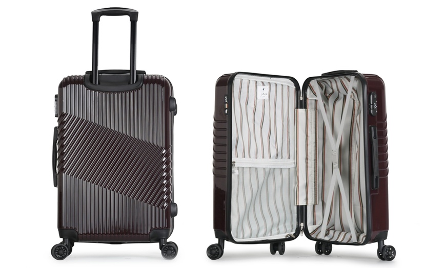 Image 40: Four-Piece Luggage Set