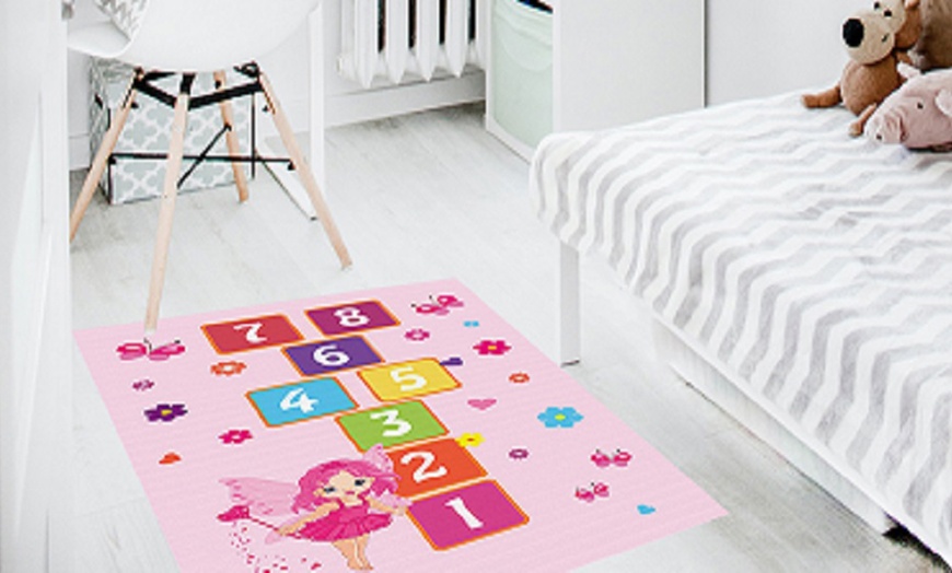 Image 13: Kids' Rug with Hopscotch Print