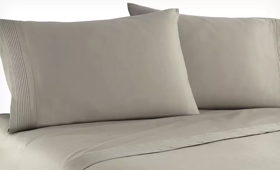 Fine Linens 800-Thread-Count 4-Piece Sheet Set (Up to 69% Off). Multiple Colors Available. Free Shipping and Returns. - Second Medium