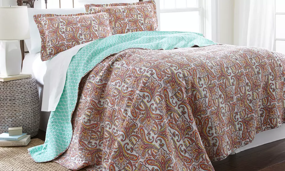 100% Cotton 2- or 3-Piece Reversible Quilt Set - Second Medium