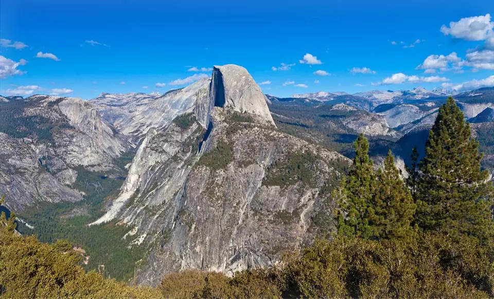 2-Night Stay with a Bot﻿tle of Wine and Dessert at Hotel Charlotte in Greater Yosemite, CA  - Primary Image