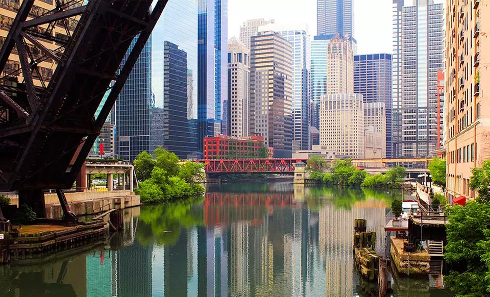 Stay at Hotel Chicago in Chicago, IL - Second Medium