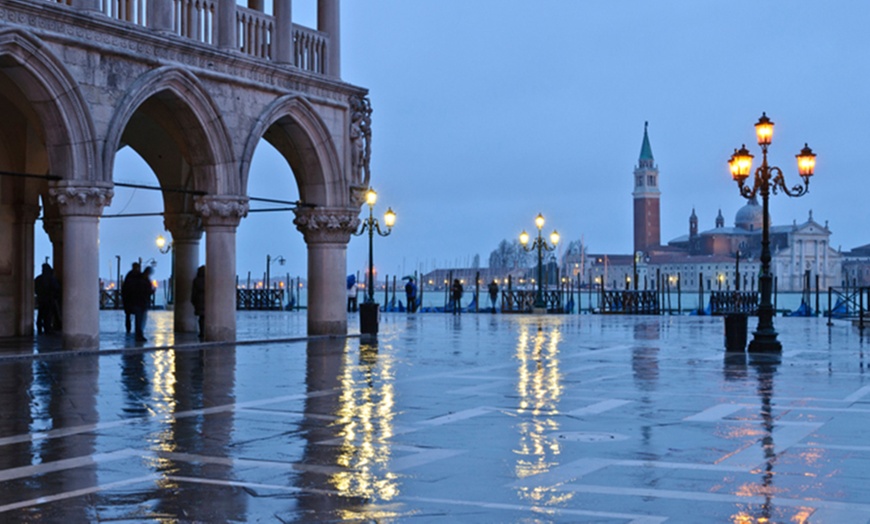 Image 8: Venezia: fino a 3 notti con colazione e ingresso al Casinò