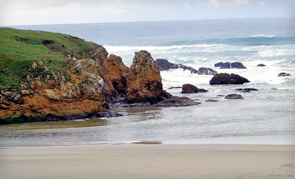 One- or Two-Night Stay at The Weller House Inn in Coastal California - Second Medium