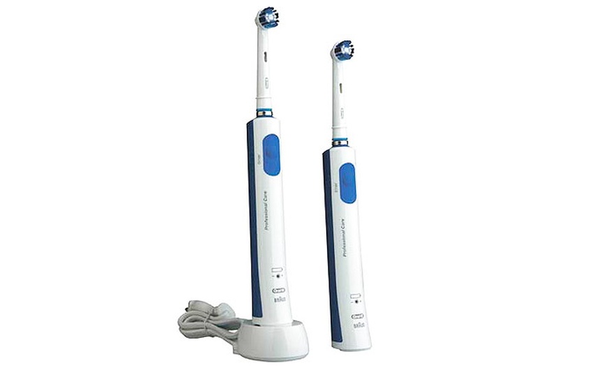 Image 2: Brosse à dent électrique Oral B