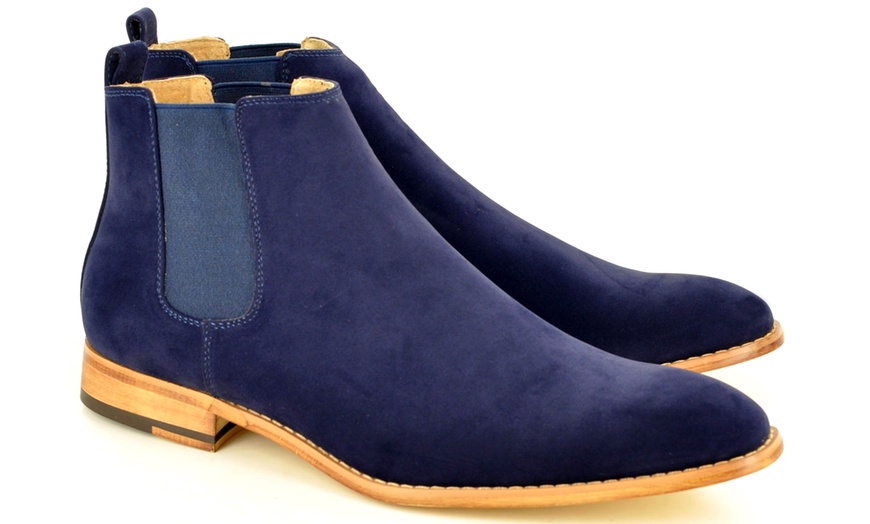 Image 8: Men's Pointed Toe Chelsea Boots