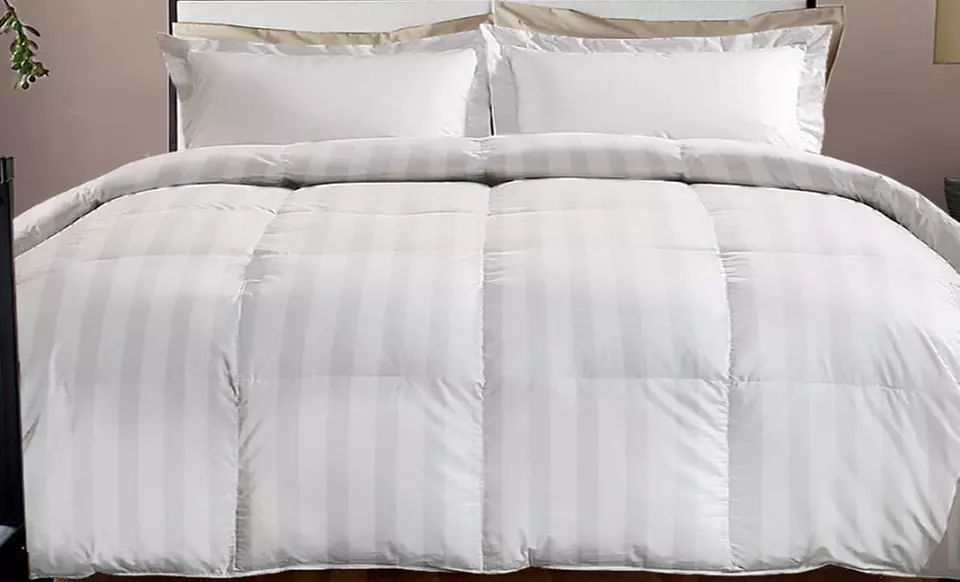 Hotel Grand 800-Thread Count Solid and Striped Comforters. Multiple Options Available. - Primary Image