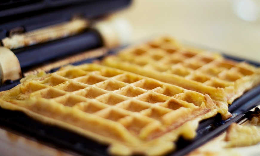 Image 1: Waffel inkl. Heißgetränk