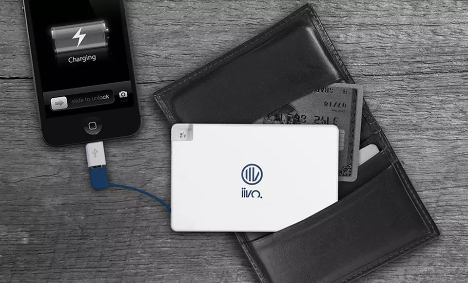 iiVo 1,800mAh Credit Card Power Bank with Micro USB Cable and Lightning Adapter - Primary Image