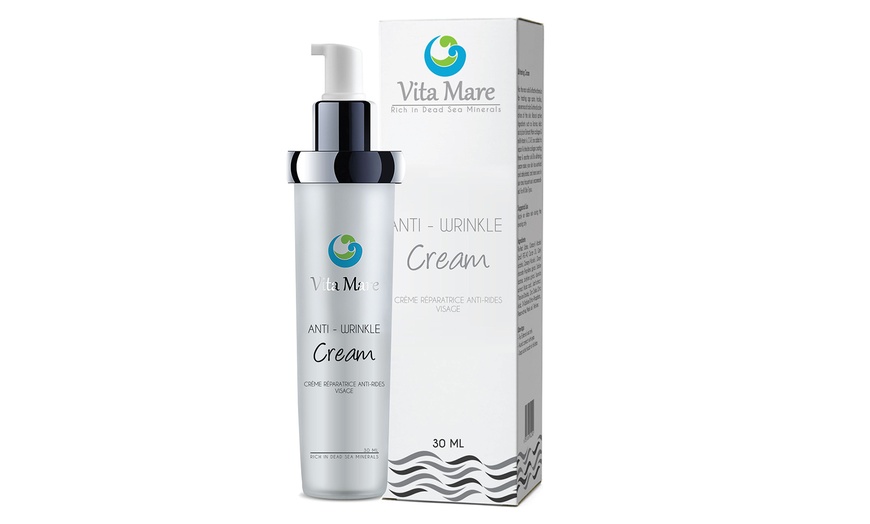 Image 2: One or Two Vita Maré Moisturizing Creams