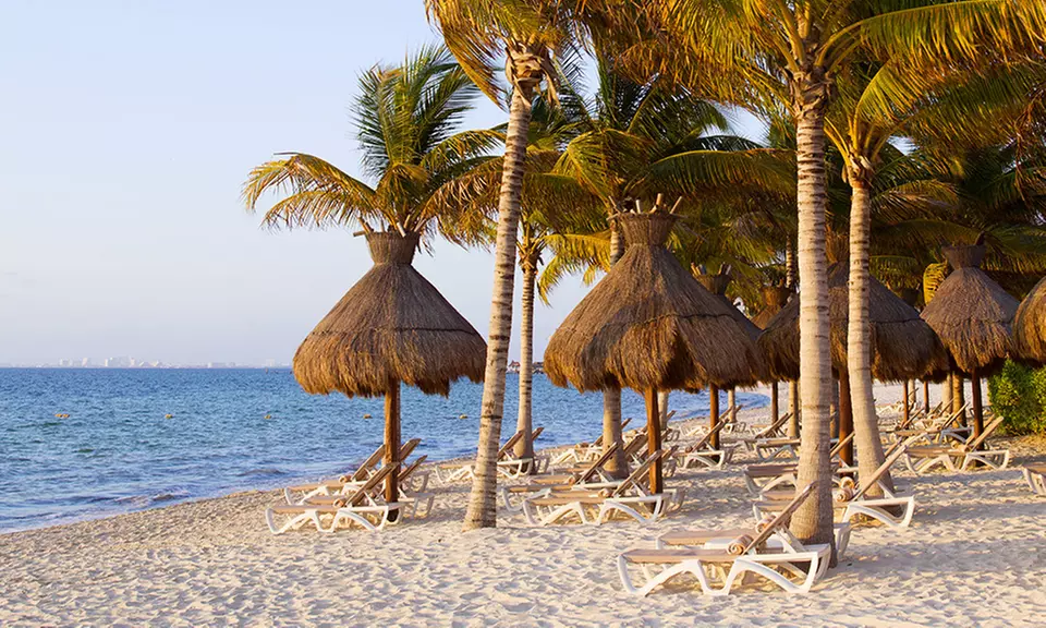✈ 3-, 4-, 5-, 6-, or 7-Night Villa del Palmar Stay w/ Air. Price per Person Based on Double Occupancy - Second Medium