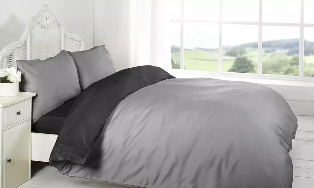 Reversible Four-Piece Complete Duvet Set in Choice of Design and Size from £12.98 (Up to 58% Off) - Image 5
