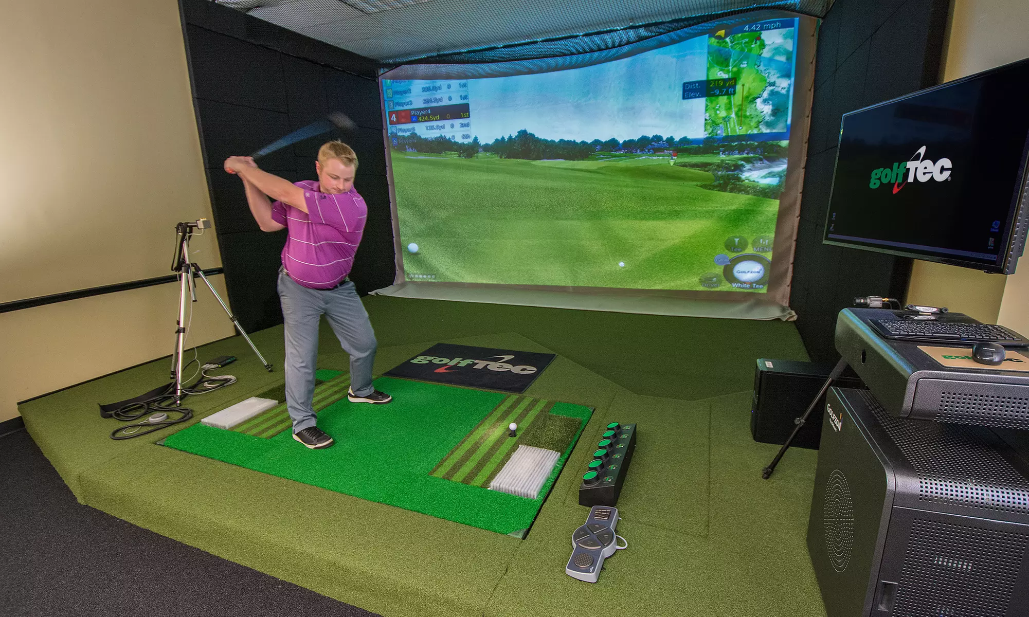 One- or Two-Hour Golf Simulator for Up to Four or 1-Hour Sim with Swing Evaluation at GolfTEC (Up to 54% Off)  - Primary Image