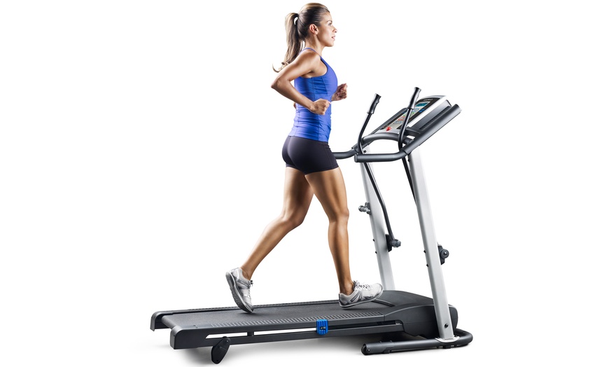 Weslo crosswalk best sale 5.2 t treadmill