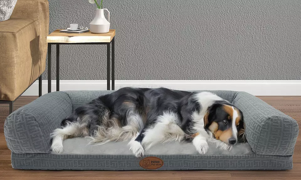 Cucce, lettini e divanetti per cani e gatti in vari modelli e misure