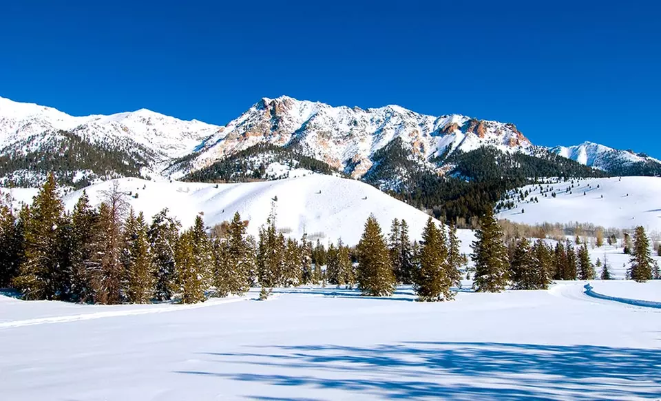 2-Night Stay at Wood River Inn in Hailey, ID - Primary Image