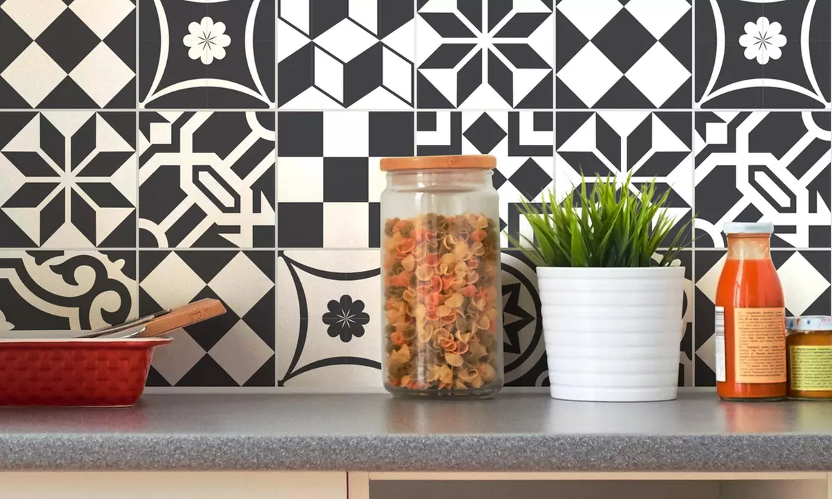 24-teiliges Mosaik-Wandaufkleber-Set im Design nach Wahl - Primary Image