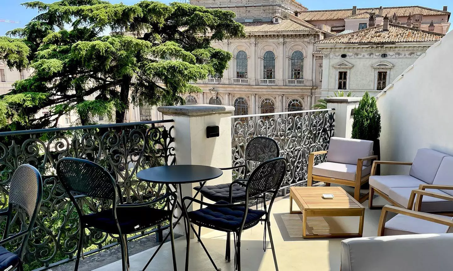 Ingresso SPA di coppia con aperitivo al Rooftop all'Hotel Barberini