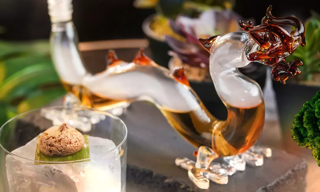 Exclusive Cocktails with Avocado Tartare For Two, Three or Four People