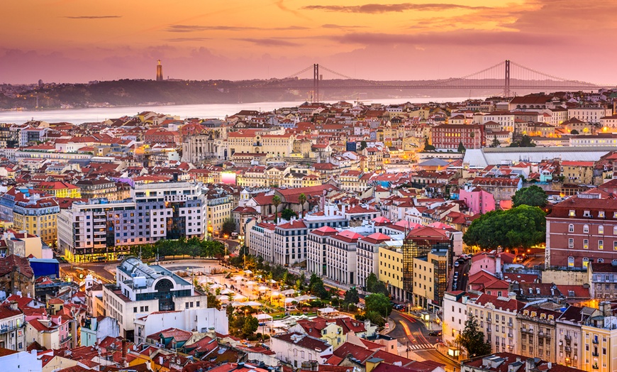 Image 5: ✈ Algarve and Lisbon: 5 or 7 Nights with Flights