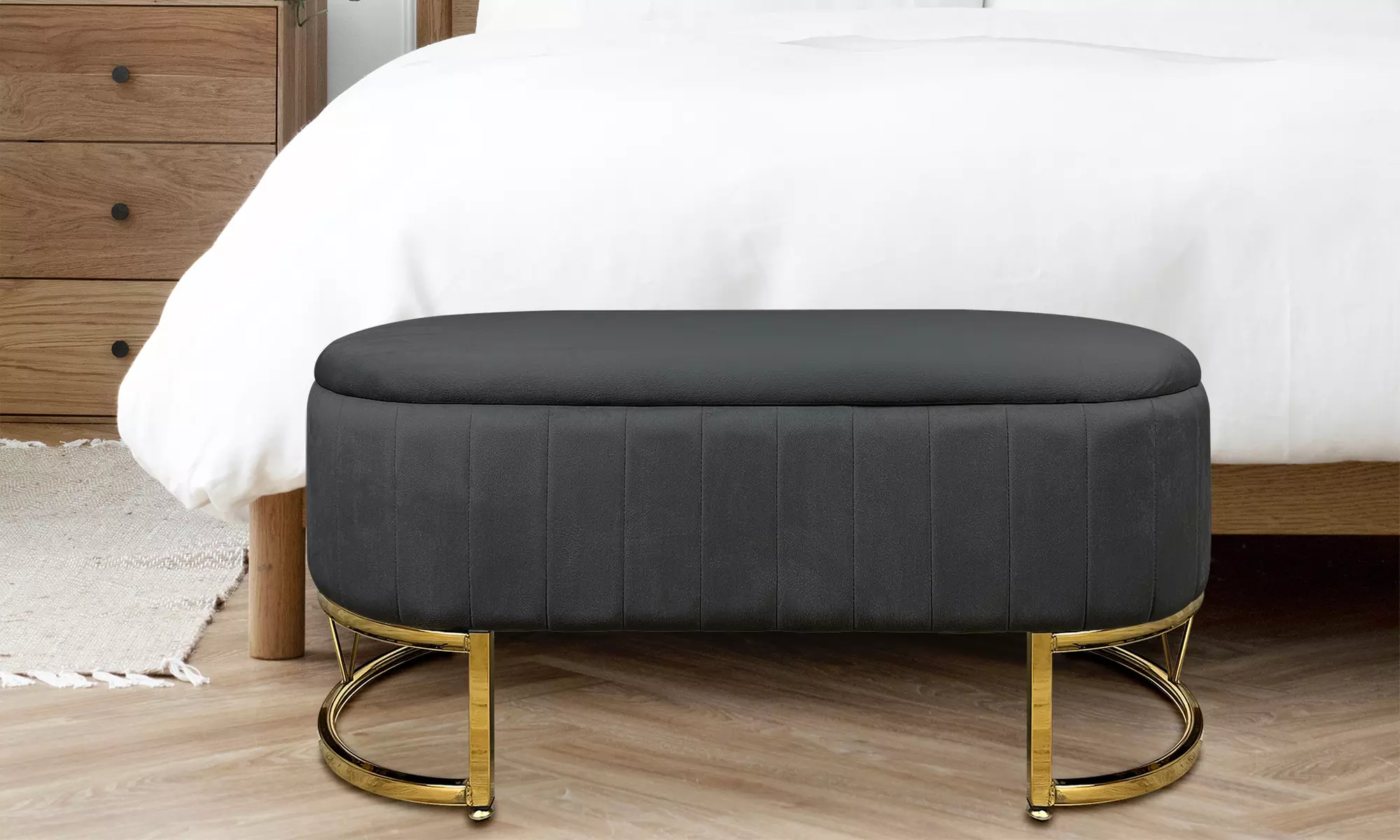 Panca contenitore con gambe cromate