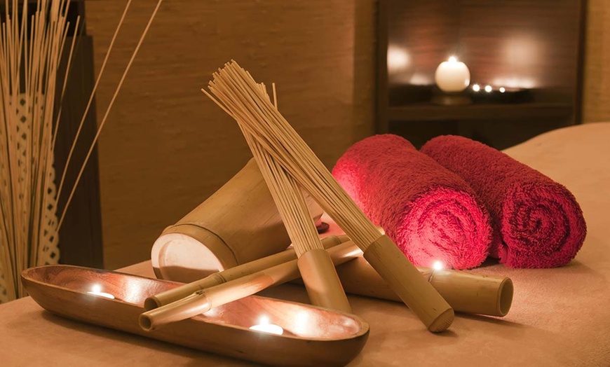 Image 1: Ayurvedisches Facial: Beauty- und Wellness-Zeremonie nach Wahl