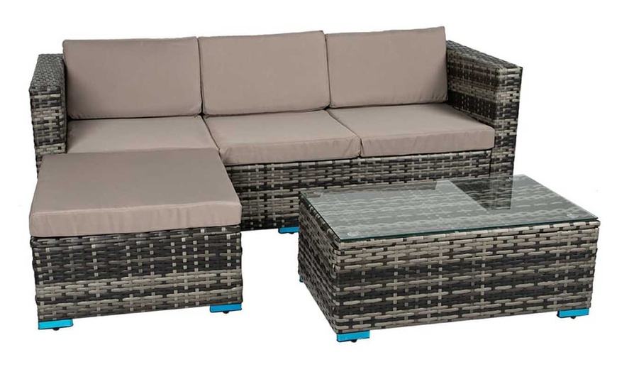 Image 1: Four-Seater Rattan Sofa Set