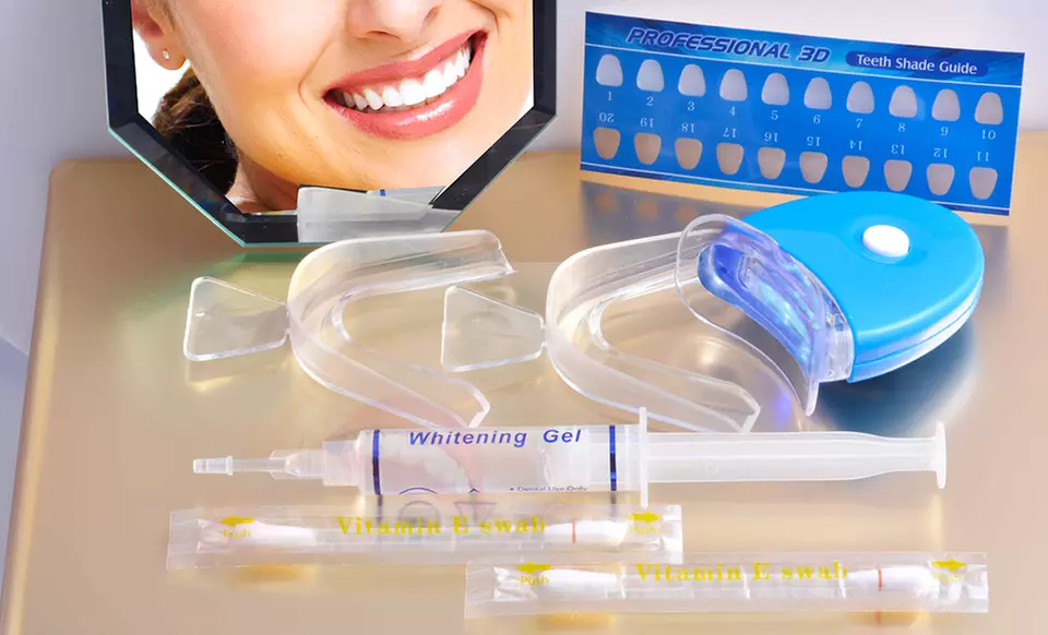 Professional 3D Teeth-Whitening Kit - Primary Image