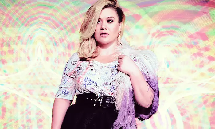 Kelly Clarkson with Special Guest Pentatonix at Toyota Amphitheatre on Friday, August 21 (Up to 51% Off) - Primary Image