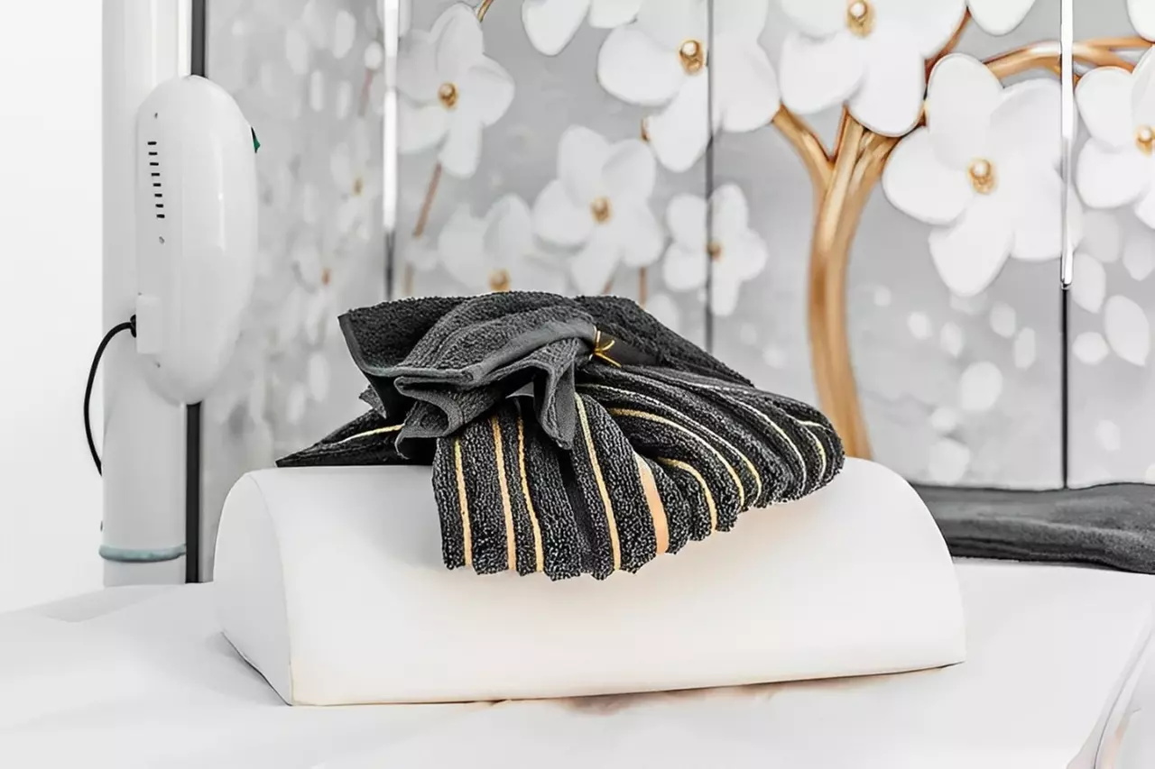 Augenbrauen- & Wimpern färben inkl. korrektur