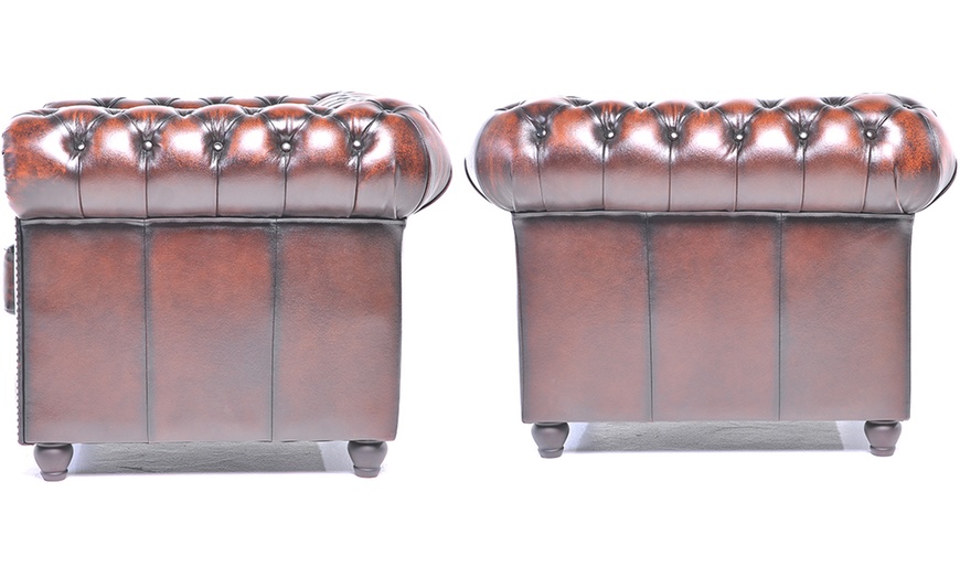 Image 5: Sofas Chesterfield en cuir authentiques 