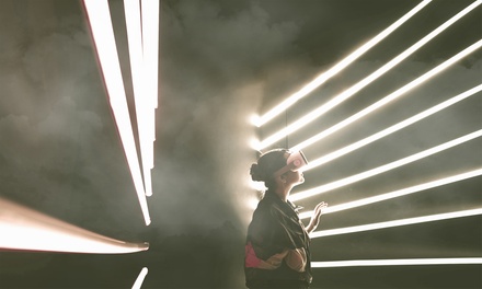 1 Hour of VR Mini Games + 1 Hour of Lounge Table for 2 People - Game Fort