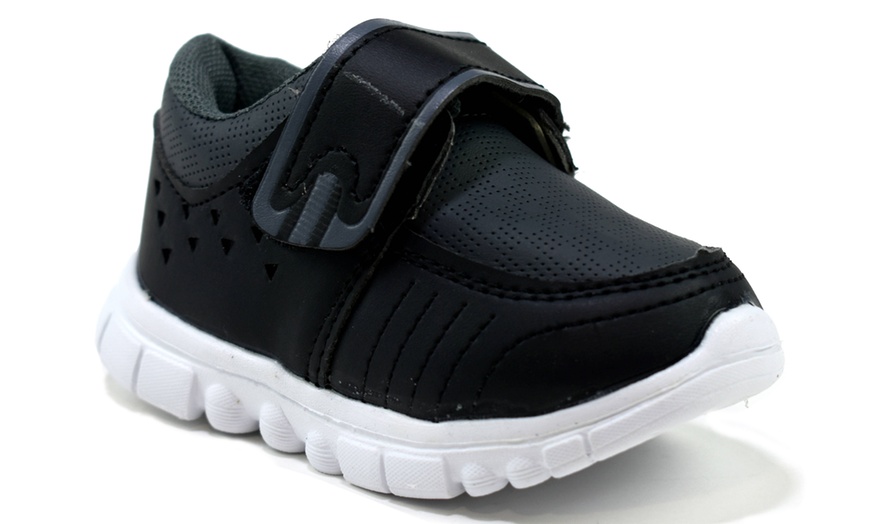 Image 2: Kids' Hook-and-Loop Trainers