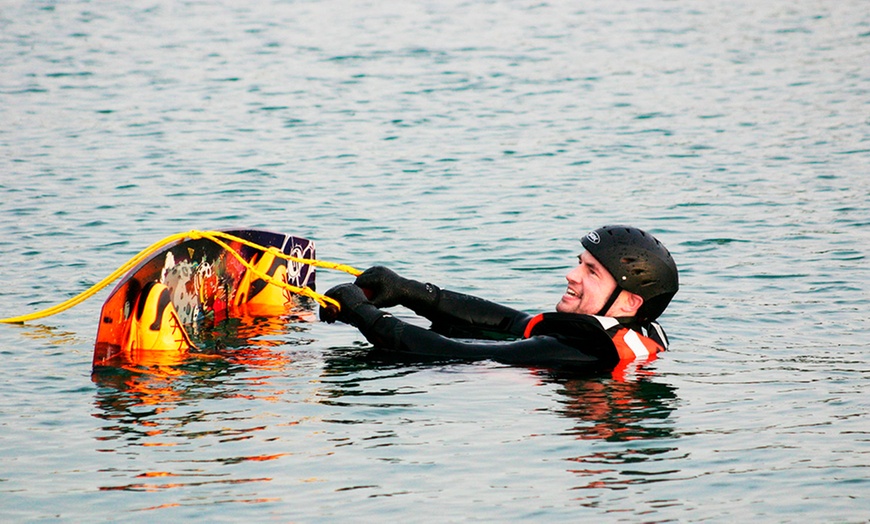 Image 3: Wakeboarding Lesson €25