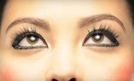 Two or Four Brow-Threading Sessions, or 75-Minute Dermalogica Facial at Universal Threading Salon & Spa (Half Off) - Primary Image