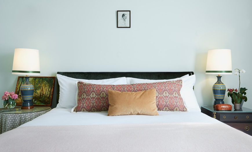 Image 2: 4-Star Stay with Rooftop Views & Award-Winning Dining