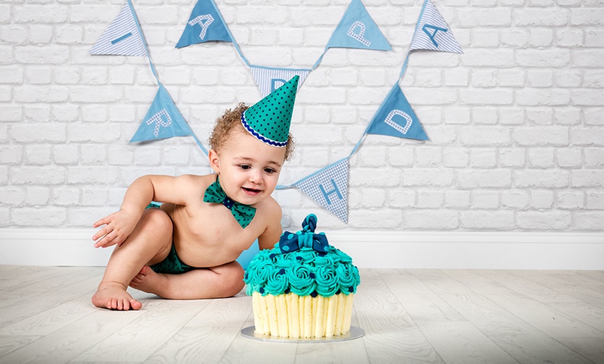 Cake Smash Baby Photoshoot - Curtis Jenson Photography | Groupon