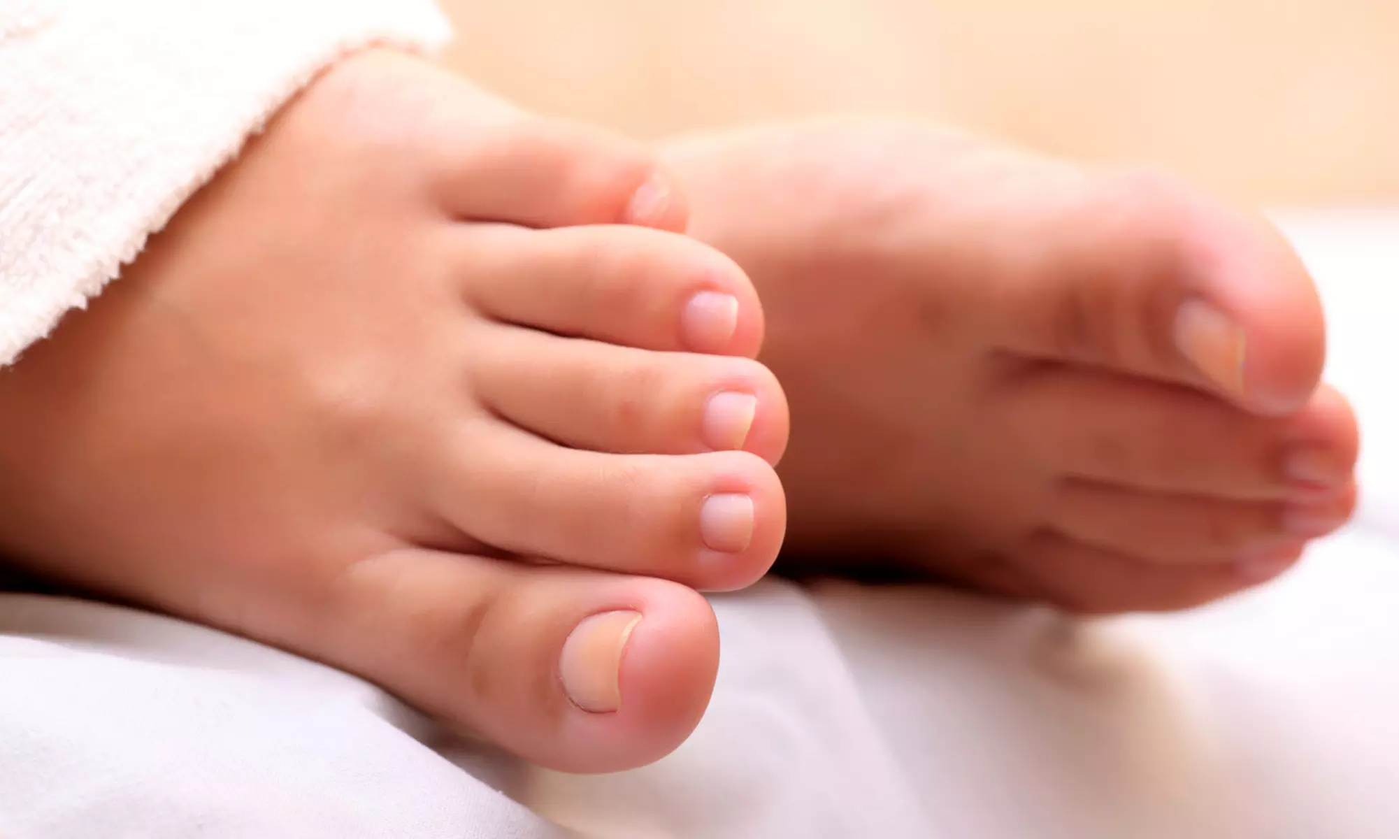 Laser Toenail-Fungus Removal Treatment for One or Both Feet at Oregon Foot & Ankle Specialists (Up to 53% Off) - Primary Image