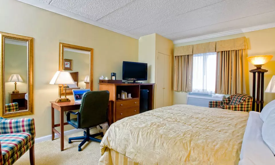 Stay at Best Western Plus Franklin Square Inn in Troy, NY, with Dates into April - Second Medium