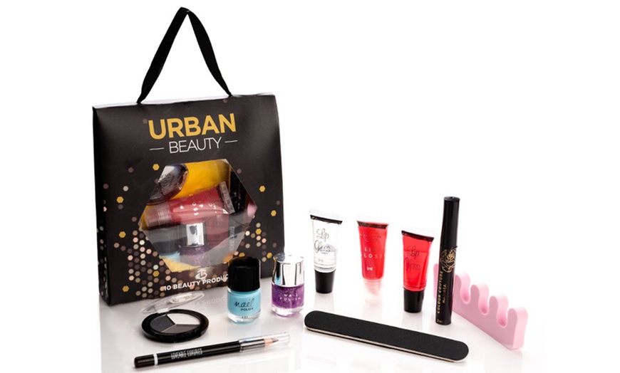 Image 22: Urban Beauty Cosmetics Sets