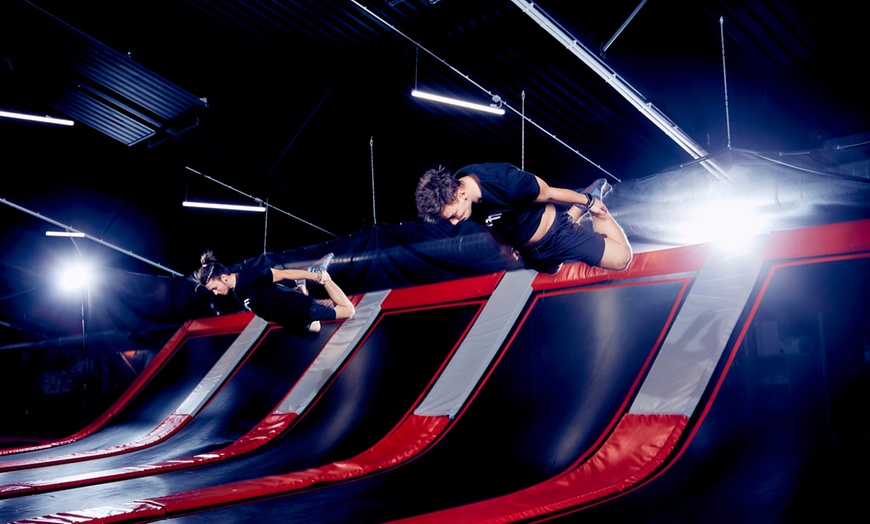 Image 2: Eintritt in den Trampolinpark