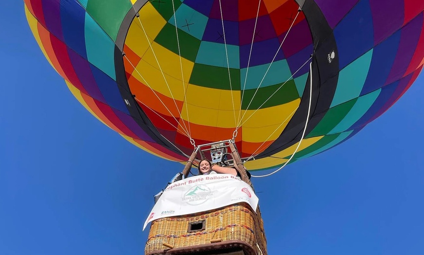 Image 5: 2 Hour Private Sunrise Hot Air Balloon Ride above New Mexico! 