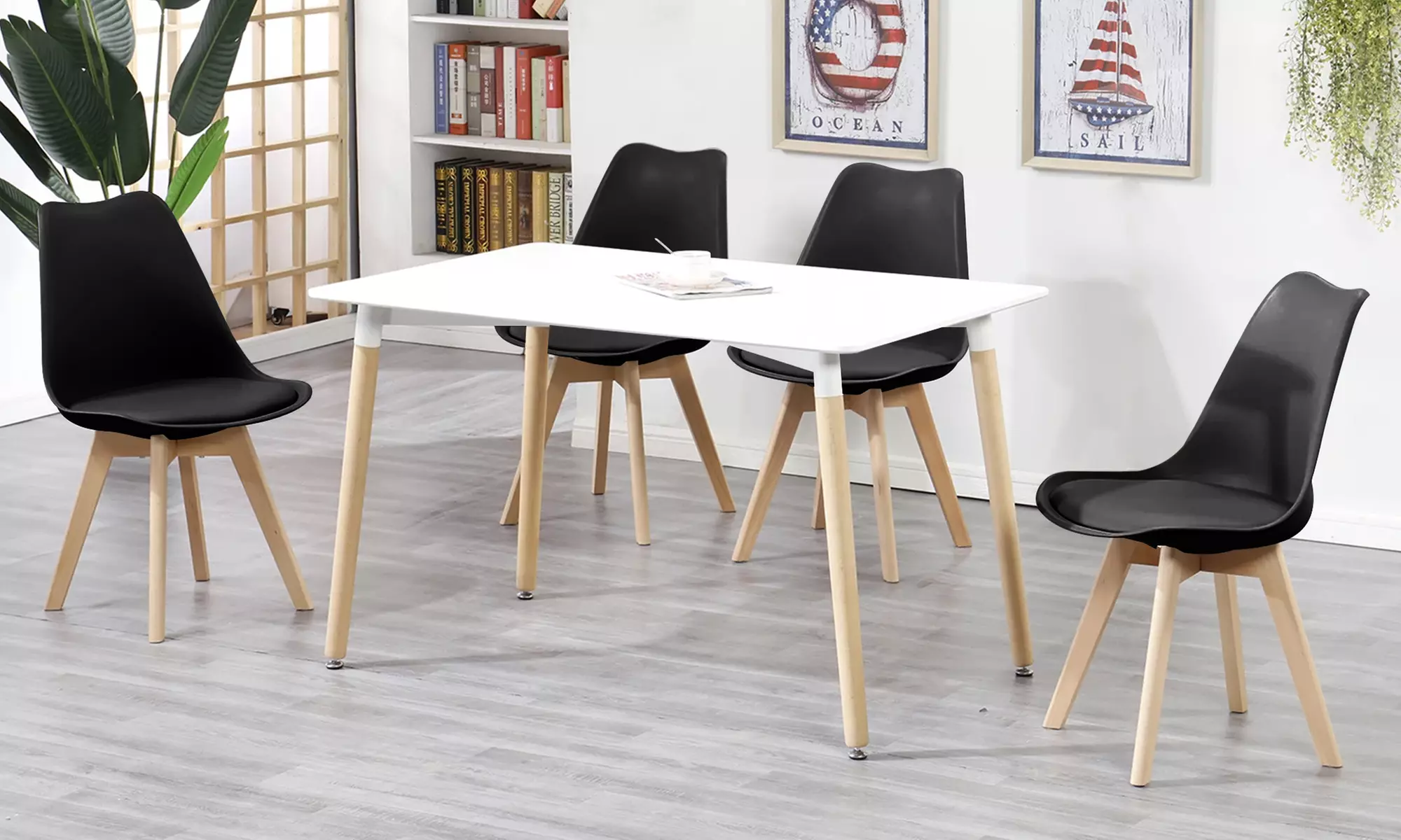 Set di 4 sedie stile nordico